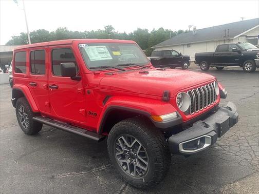 2025 Jeep Wrangler 4-Door Sahara 4x4