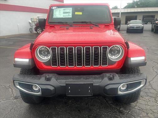 2025 Jeep Wrangler 4-Door Sahara 4x4