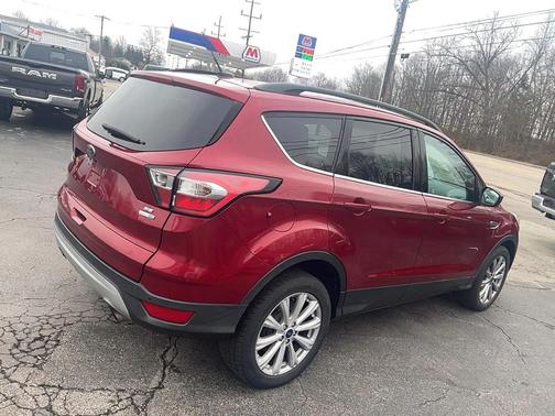 2017 Ford Escape SE
