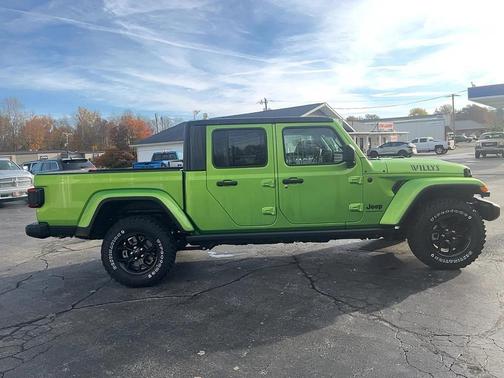 2026 Jeep Gladiator Willys 4x4