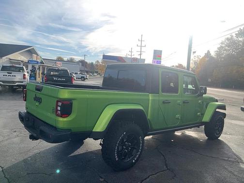 2026 Jeep Gladiator Willys 4x4