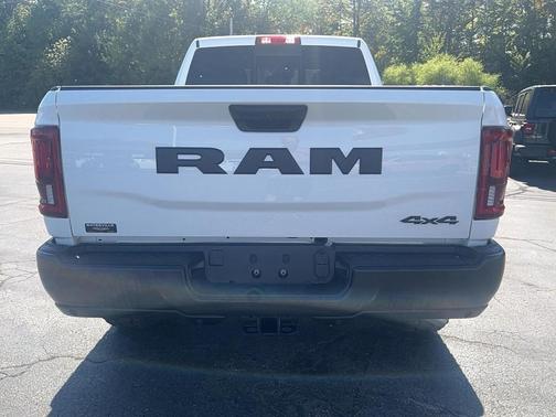 2025 RAM 2500 Tradesman Crew Cab 4x4 6'4' Box