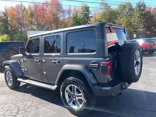 2023 Jeep Wrangler 4-Door Sahara 4x4
