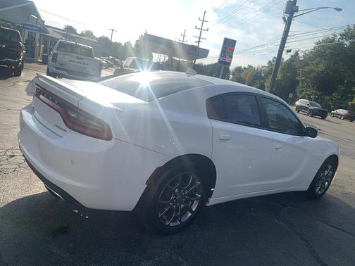 2017 Dodge Charger SXT
