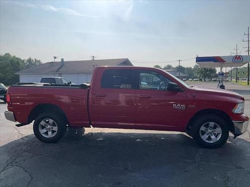 2019 RAM 1500 SLT