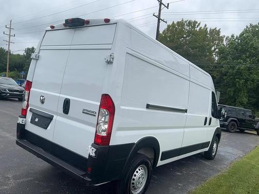 2025 RAM ProMaster 2500 Tradesman