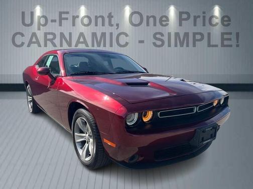 Photo 1 of 16 of 2019 Dodge Challenger SXT