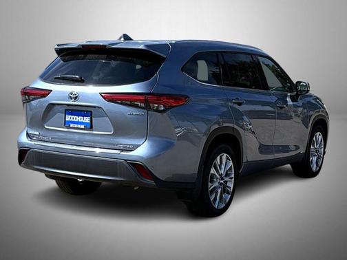 2022 Toyota Highlander Hybrid Limited