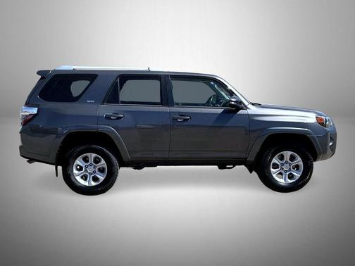Magnetic Gray Metallic 2016 Toyota 4Runner SR5 Premium
