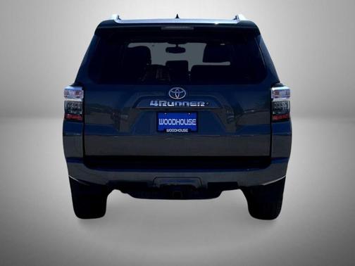Magnetic Gray Metallic 2016 Toyota 4Runner SR5 Premium