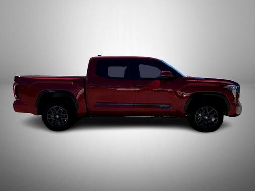 2025 Toyota Tundra Hybrid Platinum