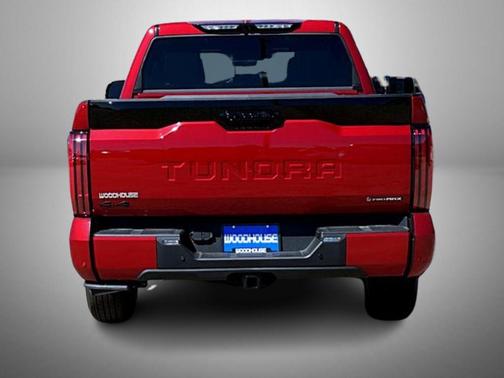 2025 Toyota Tundra Hybrid Platinum