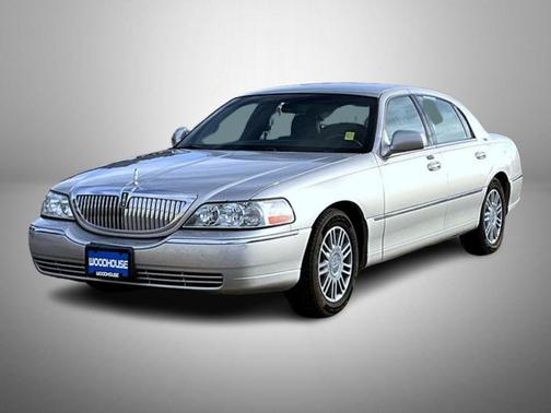 2009 Lincoln Town Car Signature