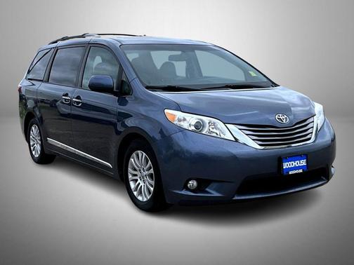 2015 Toyota Sienna XLE Premium