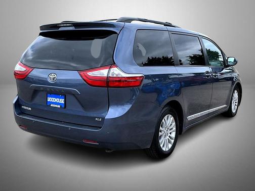 2015 Toyota Sienna XLE Premium