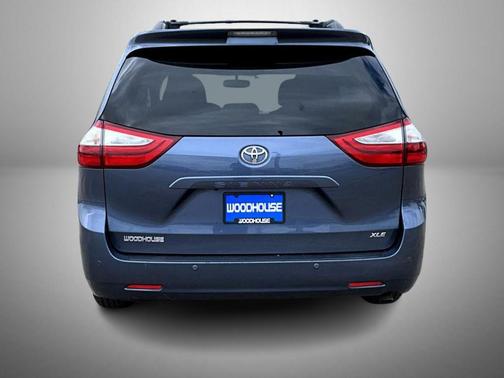 2015 Toyota Sienna XLE Premium