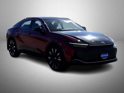 2026 Toyota Crown Platinum