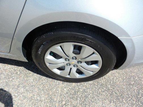 2013 Chevrolet Cruze LS