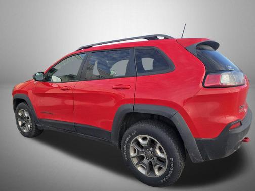 Firecracker Red Clearcoat 2019 Jeep Cherokee Trailhawk