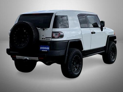Iceberg 2010 Toyota FJ Cruiser Base