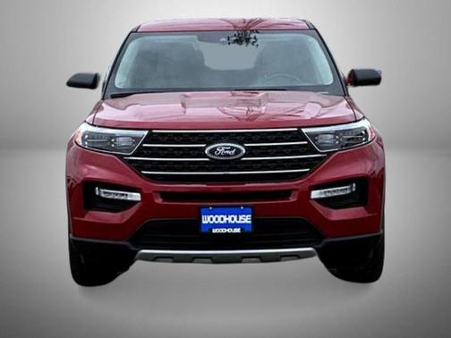 Rapid Red Metallic Tinted Clearcoat 2020 Ford Explorer XLT