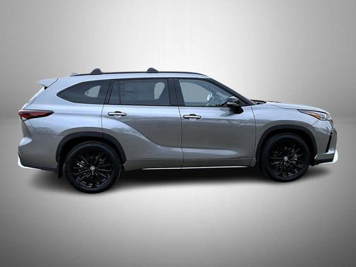 2026 Toyota Highlander XSE