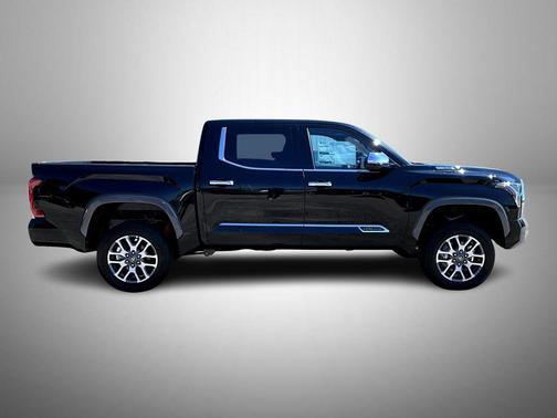 2025 Toyota Tundra Hybrid 1794 Edition