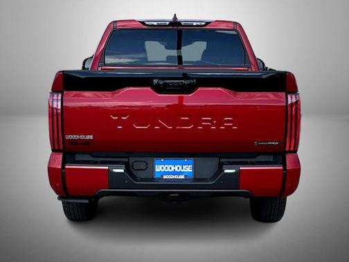 2026 Toyota Tundra Hybrid Platinum