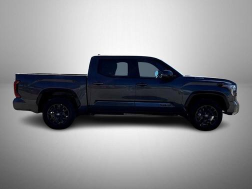 2026 Toyota Tundra Hybrid Platinum