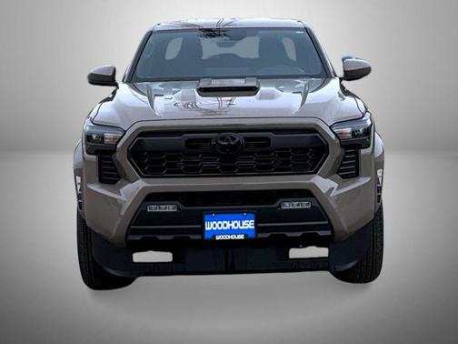 04z2 2026 Toyota Tacoma Hybrid TRD Sport