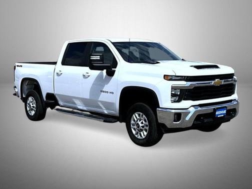 Summit White 2025 Chevrolet Silverado 2500 LT