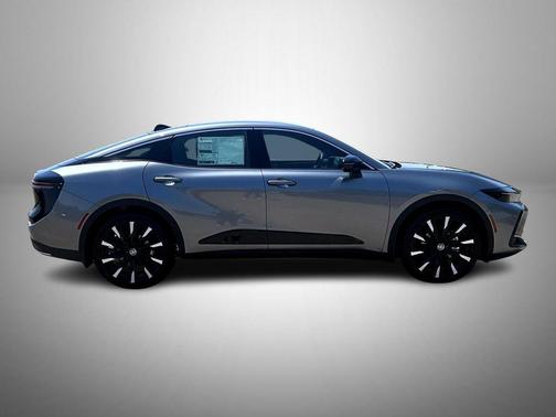 2026 Toyota Crown Platinum