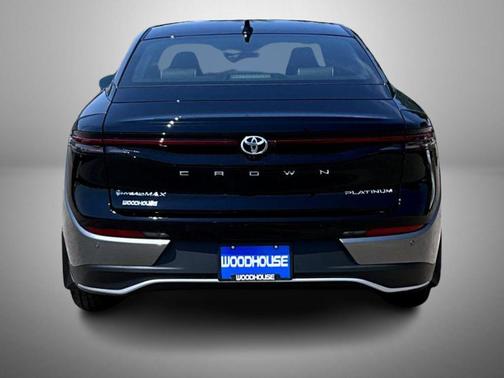 2026 Toyota Crown Platinum