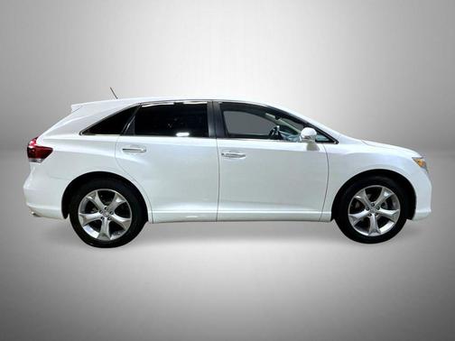 2014 Toyota Venza LE