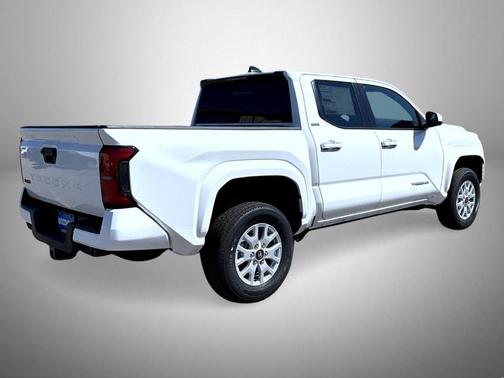 Ice Cap 2026 Toyota Tacoma SR5