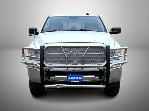 2017 RAM 2500 SLT Crew Cab 4x4 6'4' Box