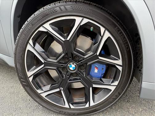 Frozen Pure Grey Metallic 2024 BMW X1 M35i