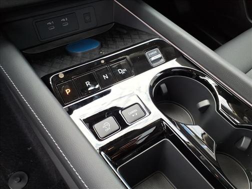 Champagne Silve 2026 Nissan Murano SL