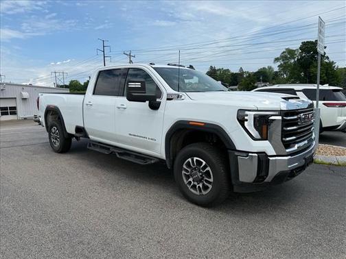 Summit White 2025 GMC Sierra 2500 SLE