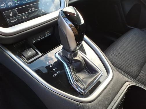 Ice Silver Metallic 2025 Subaru Outback Premium