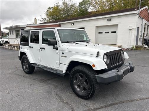 Bright White Clearcoat 2016 Jeep Wrangler Unlimited Freedom