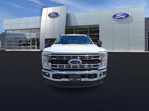 OXFORD WHITE 2026 Ford F-450 XL