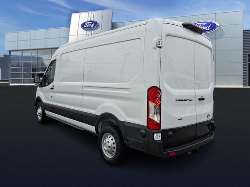 OXFORD WHITE 2026 Ford Transit-250 Base