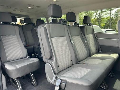 2022 Ford Transit-350 XLT