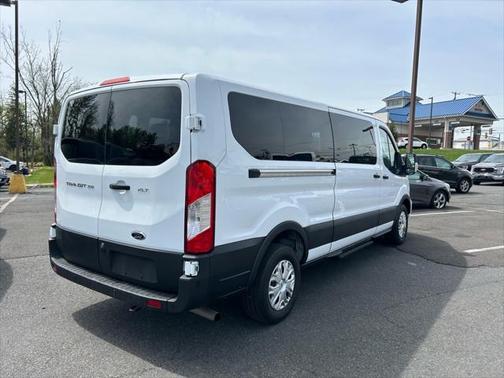 2022 Ford Transit-350 XLT