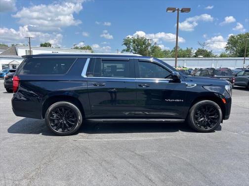 2022 GMC Yukon XL SLE