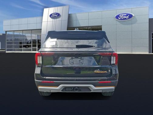 AGATE BLACK METALLIC 2026 Ford Explorer Tremor