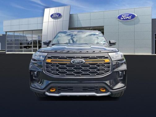 AGATE BLACK METALLIC 2026 Ford Explorer Tremor