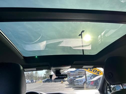 2022 Volkswagen Tiguan 2.0T SE R-Line Black 4MOTION