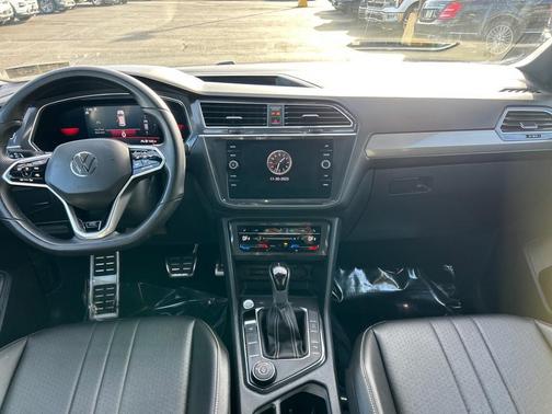 2022 Volkswagen Tiguan 2.0T SE R-Line Black 4MOTION